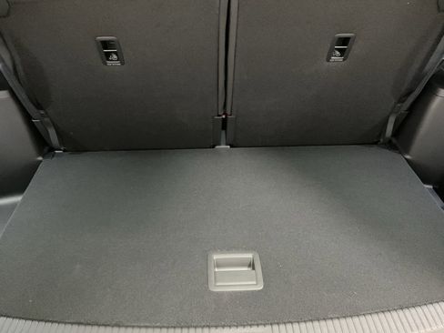 New 2026 Volkswagen Atlas Peak Edition image 17