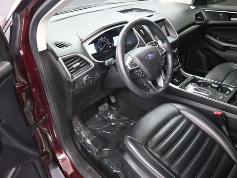 Used 2020 Ford Edge SEL w/ Convenience Package FWD image 12
