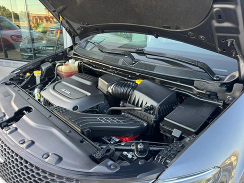 Used 2017 Chrysler Pacifica Touring-L Plus FWD image 42