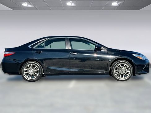 Used 2016 Toyota Camry SE image 7