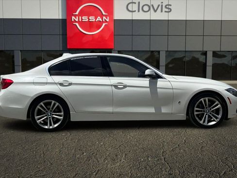 Used 2017 BMW 330e RWD image 9