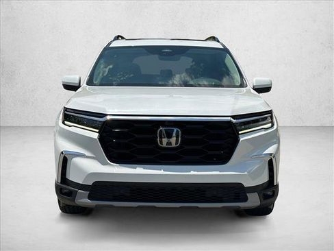 Used 2024 Honda Pilot Elite image 2