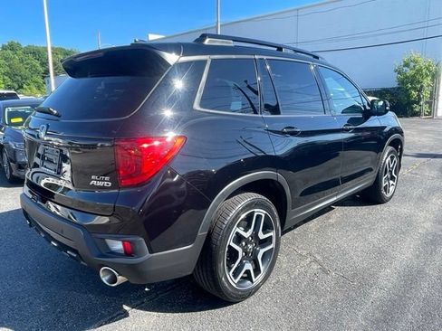Used 2023 Honda Passport Elite image 3