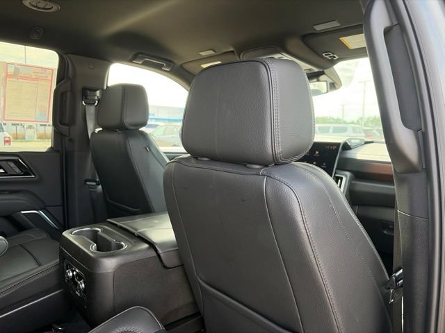Used 2025 GMC Yukon Denali AWD/4WD image 47