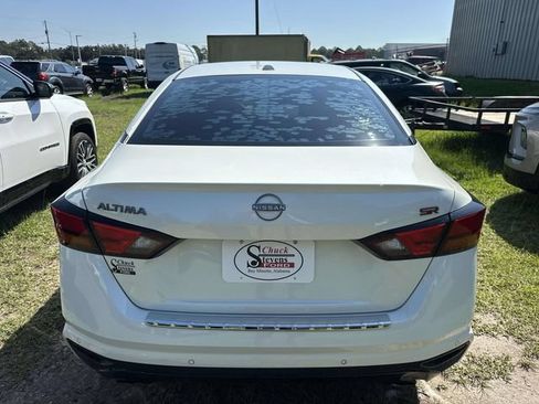 Used 2023 Nissan Altima 2.5 SR FWD image 19