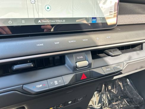 New 2026 Kia EV9 Wind image 25