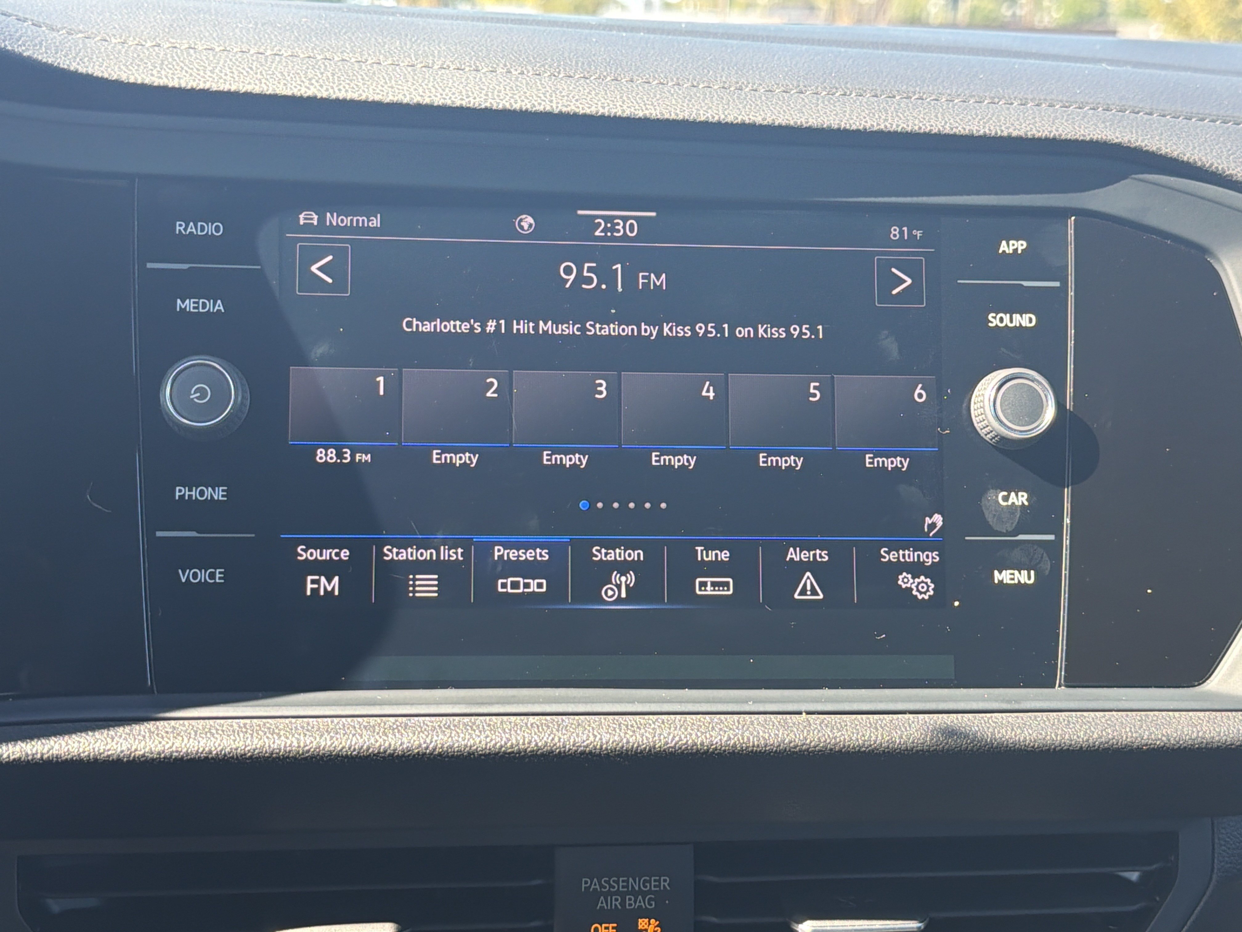 Used 2022 Volkswagen Jetta GLI Autobahn FWD image 19