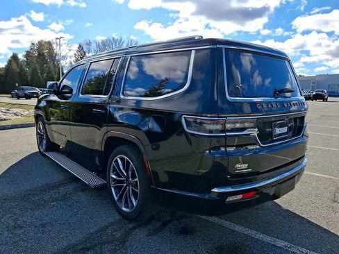 Used 2022 Jeep Grand Wagoneer Series III image 5