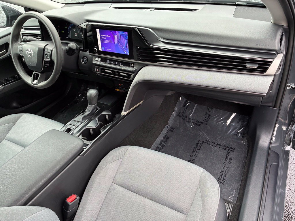 Used 2025 Toyota Camry LE w/ Convenience Package AWD/4WD image 31