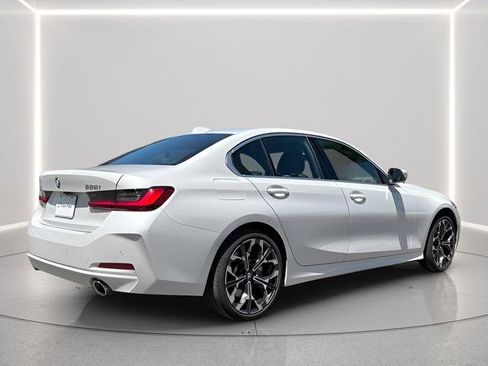 Used 2026 BMW 330i xDrive Sedan AWD/4WD image 5