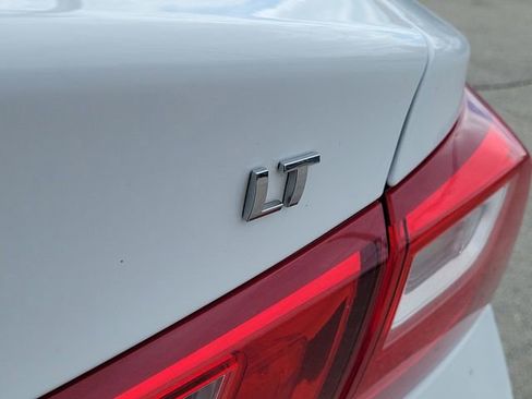 Used 2023 Chevrolet Malibu LT FWD image 10
