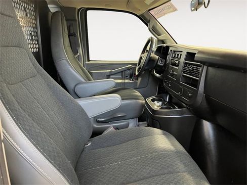 Used 2024 Chevrolet Express 2500 w/ Driver Convenience Package image 13