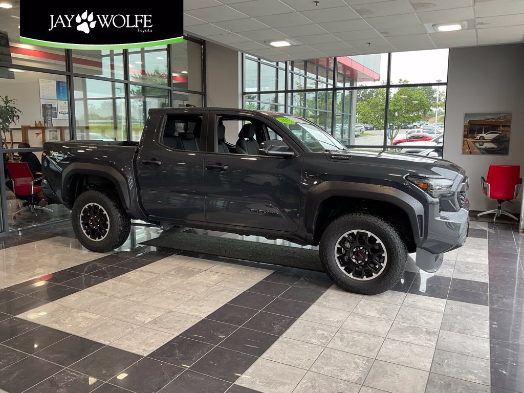 Certified 2025 Toyota Tacoma TRD Off-Road w/ TRD Off Road Upgrade Package AWD/4WD image 1