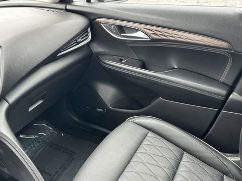 Certified 2023 Buick Envision Avenir image 35