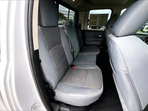 Used 2019 RAM 1500 Big Horn AWD/4WD image 25