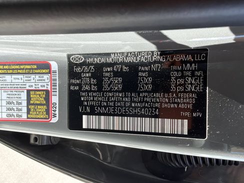 Used 2025 Hyundai Tucson Limited FWD image 46