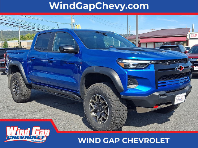 Used 2023 Chevrolet Colorado ZR2 AWD/4WD image 1