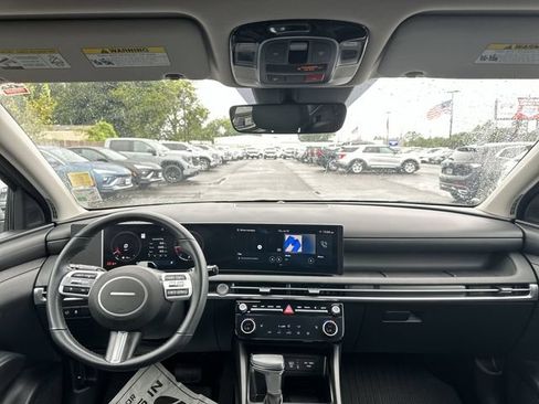 Used 2025 Hyundai Tucson SEL FWD image 10