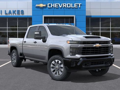 New 2026 Chevrolet Silverado 2500 Custom w/ Custom Value Package AWD/4WD image 7