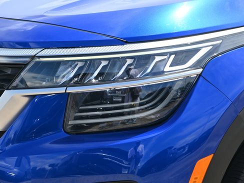 Used 2021 Kia Seltos SX w/ SX Sunroof Package AWD/4WD image 26