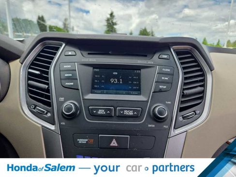 Used 2015 Hyundai Santa Fe GLS AWD/4WD image 16