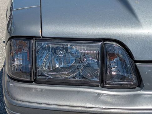 Used 1989 Ford Mustang GT image 9