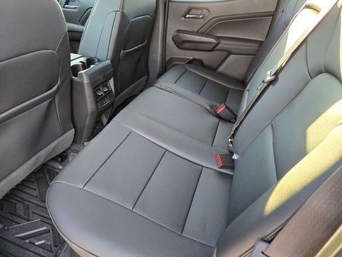 New 2026 GMC Canyon Elevation w/ Convenience Package image 33