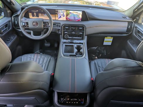 New 2026 Nissan Armada PRO-4X AWD/4WD image 12