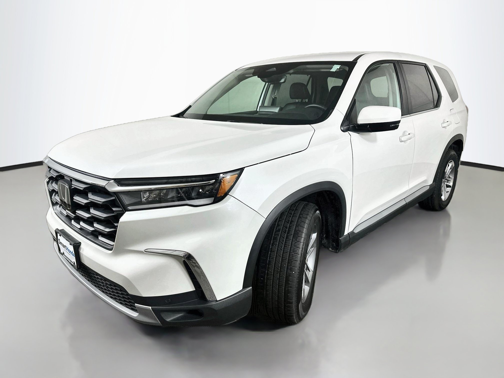 Certified 2025 Honda Pilot EX-L image 3