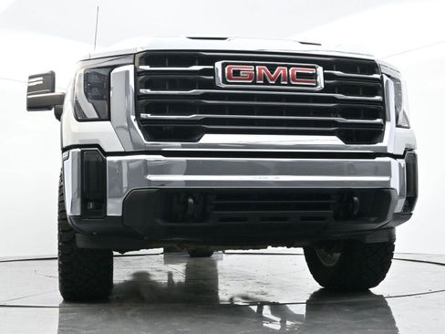 Used 2024 GMC Sierra 2500 SLE w/ SLE Convenience Package image 43