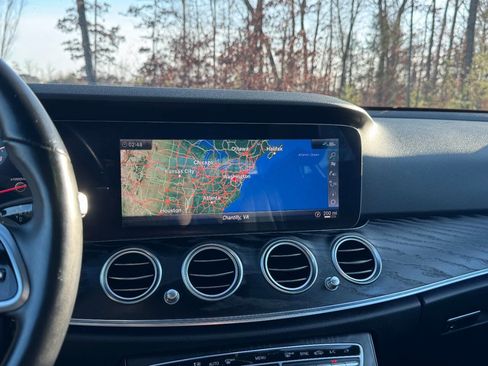 Used 2020 Mercedes-Benz E 350 4MATIC Sedan image 23