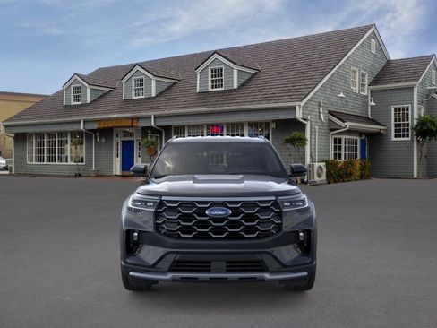 New 2026 Ford Explorer Platinum RWD image 6