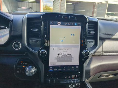 Used 2024 RAM 2500 Laramie w/ Night Edition AWD/4WD image 15