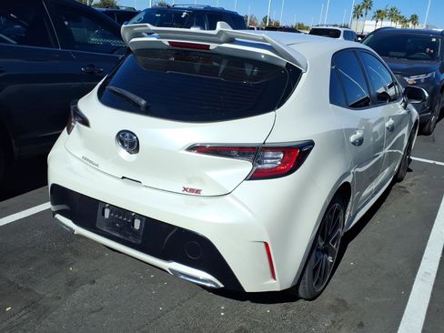 Used 2019 Toyota Corolla SE image 3