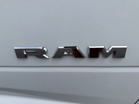 Used 2020 RAM 2500 Tradesman AWD/4WD image 9