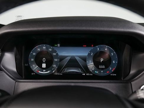Used 2025 Land Rover Range Rover Velar Dynamic SE AWD/4WD image 18