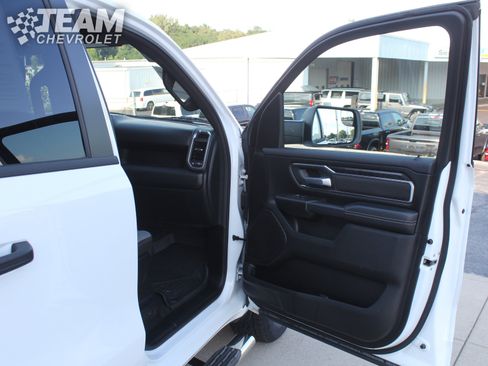 Used 2024 RAM 1500 Big Horn AWD/4WD image 25