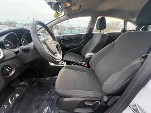 Used 2019 Ford Fiesta SE image 19