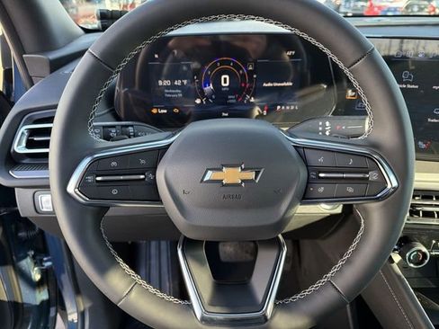 New 2026 Chevrolet Traverse LT w/ Sun and Wheel Package image 15