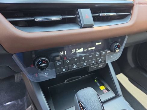New 2026 Subaru Outback Touring AWD/4WD image 19