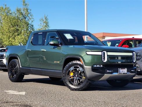 Used 2023 Rivian R1T Adventure image 2