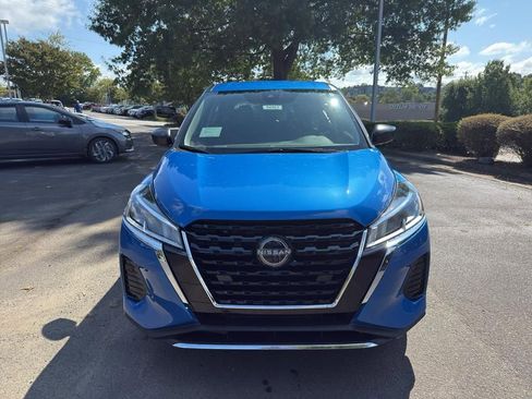 New 2025 Nissan Kicks Play S image 2