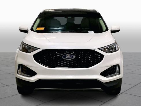 Used 2024 Ford Edge SEL w/ Convenience Package image 3