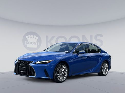 Used 2022 Lexus IS 300 AWD w/ Premium Package image 5