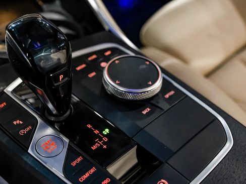 Used 2021 BMW 330i Sedan w/ Driving Assistance Package image 24