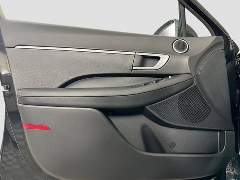 Used 2026 Hyundai Sonata SE FWD image 12