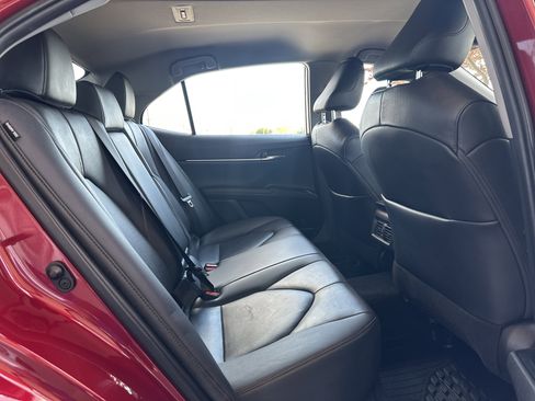 Certified 2020 Toyota Camry XLE w/ Navigation Package image 15