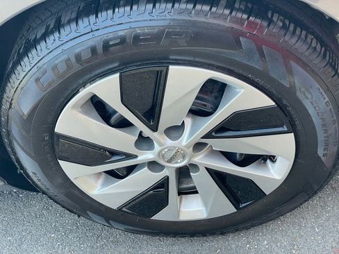Used 2019 Nissan Altima 2.5 S AWD/4WD image 26