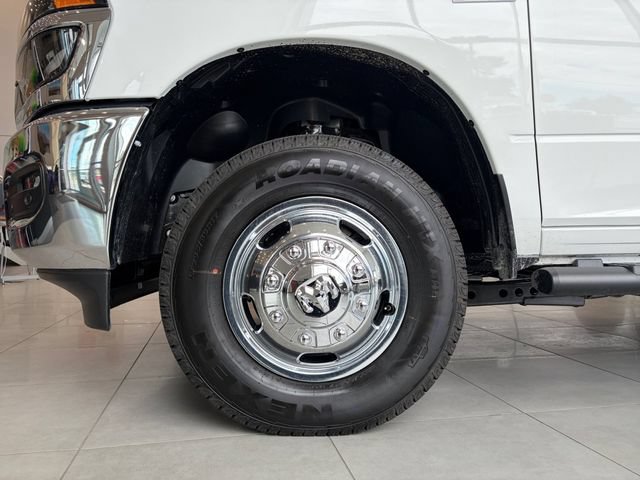 New 2026 RAM 3500 Tradesman AWD/4WD image 11