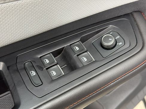 Used 2024 Volkswagen Atlas Peak Edition SEL AWD/4WD image 26